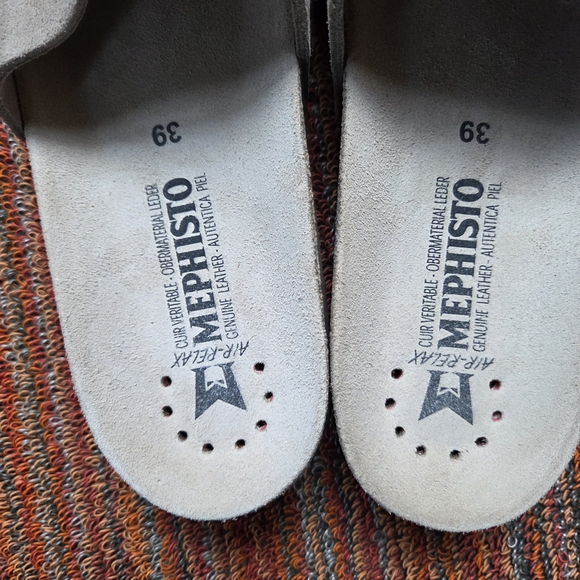 Mephisto NWOT Hanik Beige Suede Slides Sandals Mules Size 39 Warm Grey Beige - Picture 4 of 6